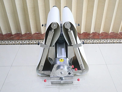 Laminadora de masa de mesa